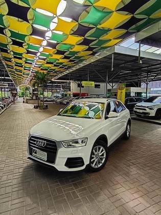 AUDI Q3 1.4 TFSI AMBIENTE GASOLINA 4P S TRONIC