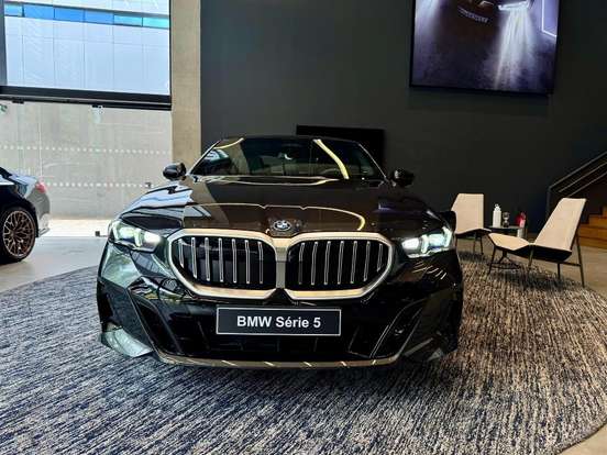 BMW-530e-2.0 TWINPOWER PHEV M SPORT AUTOMÁTICO BMW-530e-2025