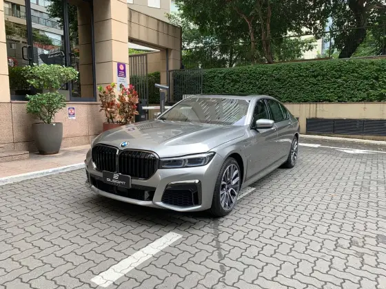 BMW 745Le 3.0 TWINPOWER HÍBRIDO M SPORT AUTOMÁTICO