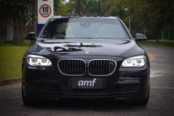 BMW 750i 4.4 M SPORT SEDAN V8 32V GASOLINA 4P AUTOMÁTICO