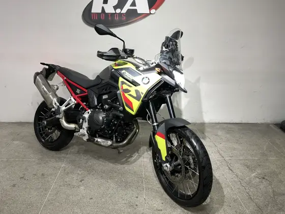 BMW F 900 GS PLUS 