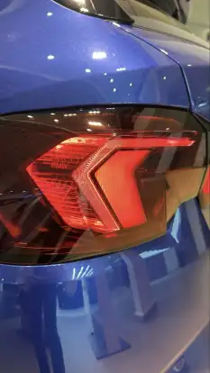 BMW-M 135i-2025