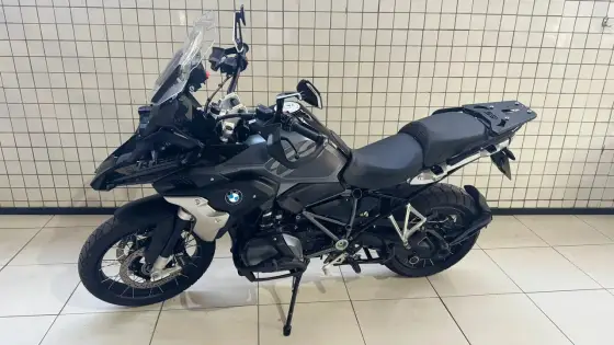 BMW R 1250 GS TRIPLE BLACK 