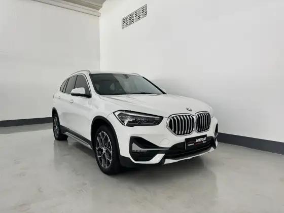 BMW X1 2.0 16V TURBO ACTIVEFLEX SDRIVE20I X-LINE 4P AUTOMÁTICO