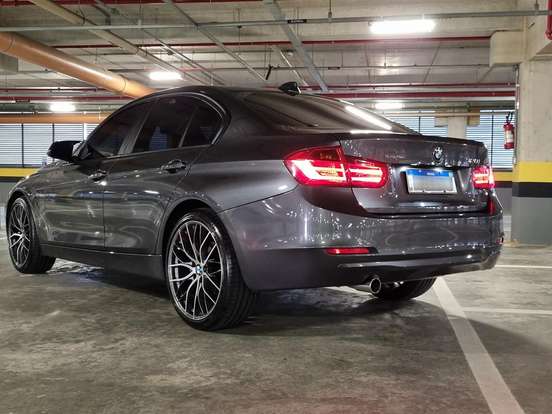 BMW-320i-2.0 GP 16V TURBO ACTIVE FLEX 4P AUTOMÁTICO BMW-320i-2014