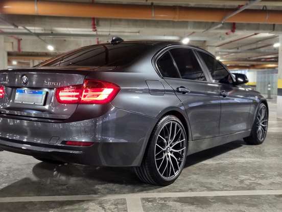 BMW-320i-2.0 GP 16V TURBO ACTIVE FLEX 4P AUTOMÁTICO BMW-320i-2014