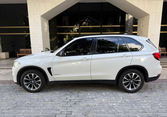 BMW-X5-2015