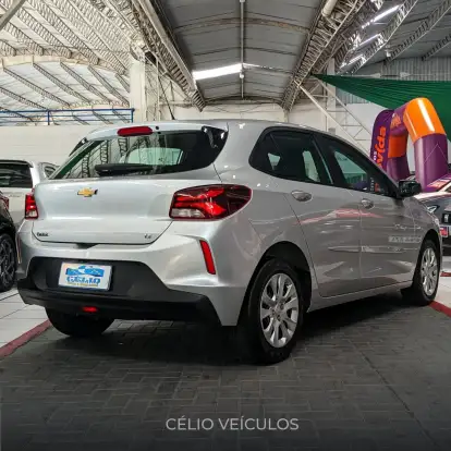CHEVROLET-ONIX-2020