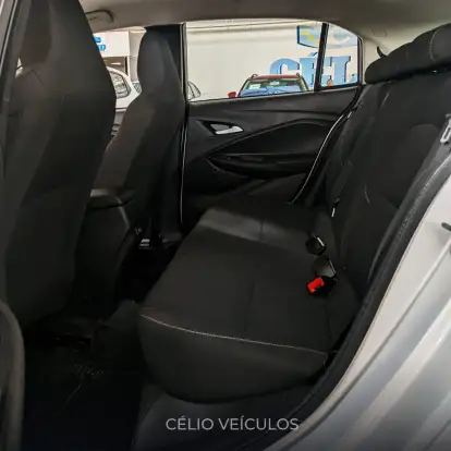 CHEVROLET-ONIX-2020