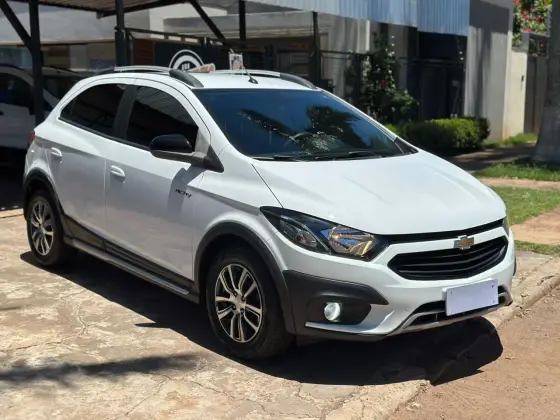 CHEVROLET ONIX 1.4 MPFI ACTIV 8V FLEX 4P MANUAL