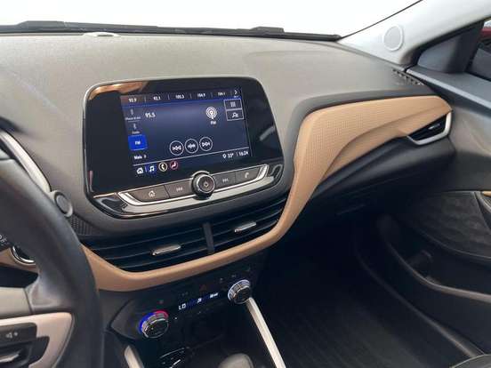 CHEVROLET-ONIX-2020