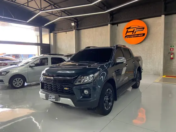 CHEVROLET S10 2.8 16V TURBO DIESEL HIGH COUNTRY CD 4X4 AUTOMÁTICO