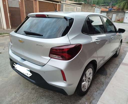 CHEVROLET-ONIX-2020