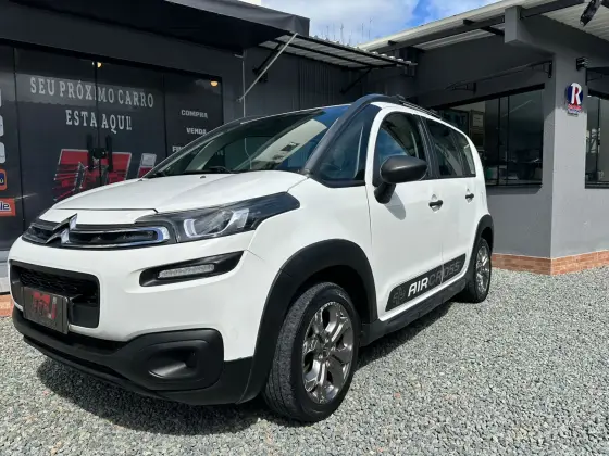 CITROËN AIRCROSS 1.6 LIVE 16V FLEX 4P AUTOMÁTICO