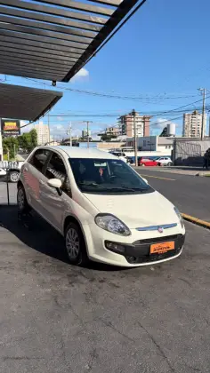FIAT PUNTO 1.4 ATTRACTIVE 8V FLEX 4P MANUAL