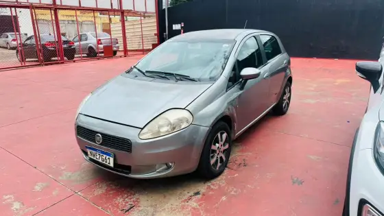 FIAT PUNTO 1.6 ESSENCE 16V FLEX 4P MANUAL