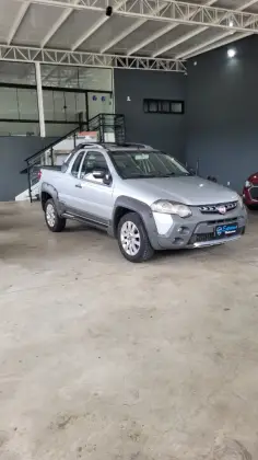 FIAT STRADA 1.8 MPI ADVENTURE CE 16V FLEX 2P MANUAL