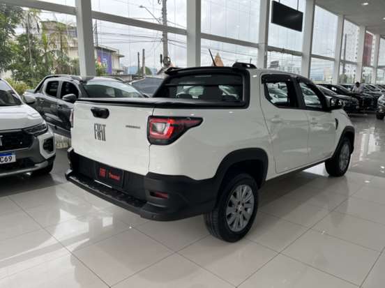FIAT-STRADA-2023