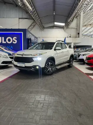 FIAT TORO 2.0 16V TURBO DIESEL FREEDOM 4WD AT9