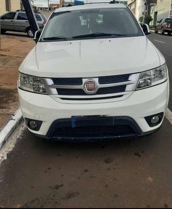 FIAT-FREEMONT-2.4 EMOTION 16V GASOLINA 4P AUTOMÁTICO FIAT-FREEMONT-2011