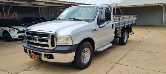 FORD F-350 3.9 TURBO INTERCOOLER DIESEL 2P MANUAL