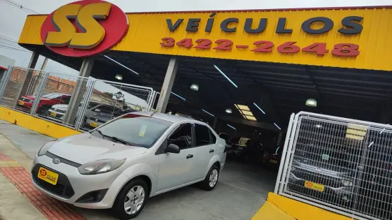 FORD FIESTA 1.0 ROCAM SEDAN 8V FLEX 4P MANUAL