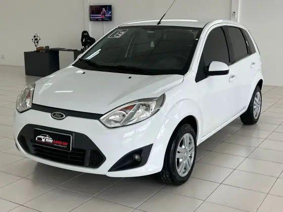 FORD FIESTA 1.6 ROCAM HATCH 8V FLEX 4P MANUAL