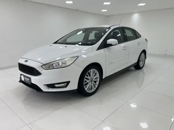 FORD FOCUS 2.0 SE PLUS 16V FLEX 4P POWERSHIFT