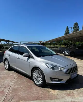 FORD FOCUS 2.0 TITANIUM PLUS 16V FLEX 4P POWERSHIFT