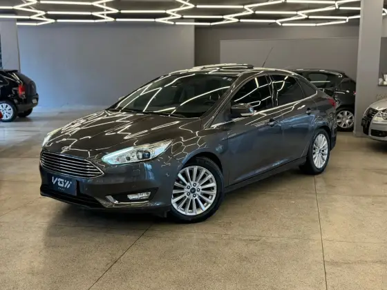 FORD FOCUS 2.0 TITANIUM SEDAN 16V FLEX 4P POWERSHIFT