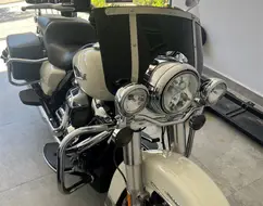 HARLEY-DAVIDSON ROAD KING CLASSIC HARLEY-DAVIDSON ROAD KING CLASSIC