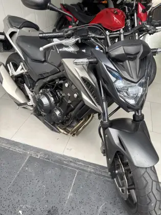 HONDA CB 500F 