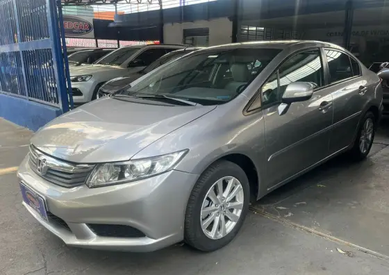 HONDA CIVIC 1.8 LXS 16V FLEX 4P AUTOMÁTICO
