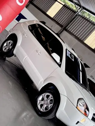 HYUNDAI TUCSON 2.0 MPFI GLS 16V 143CV 2WD FLEX 4P AUTOMÁTICO