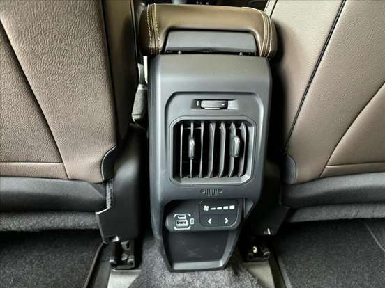 JEEP-COMMANDER-1.3 T270 TURBO FLEX OVERLAND AT6 JEEP-COMMANDER-2025