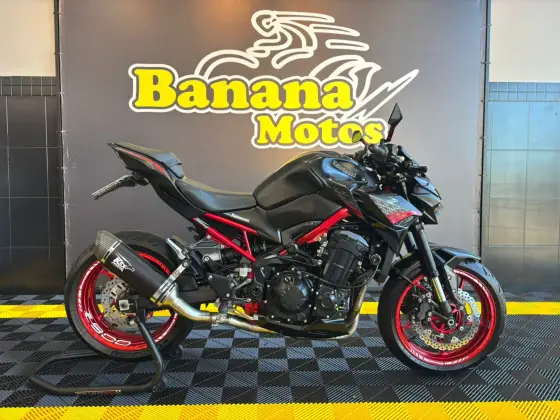 KAWASAKI Z900 