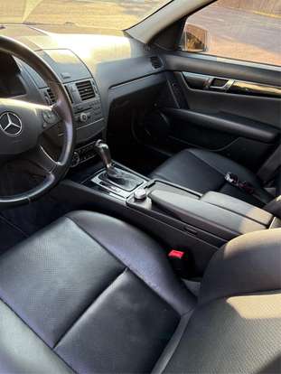 MERCEDES-BENZ-C 180-2010