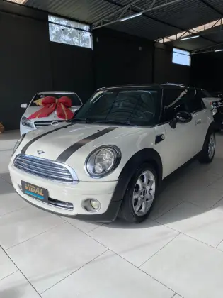 MINI COOPER 1.6 S JOHN COOPER WORKS 16V TURBO GASOLINA 2P MANUAL