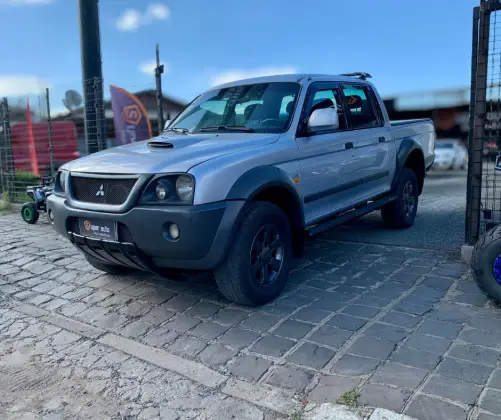 MITSUBISHI L200 2.5 GL 4X4 CD 8V TURBO DIESEL 4P MANUAL MITSUBISHI L200 2.5 GL 4X4 CD 8V TURBO DIESEL 4P MANUAL