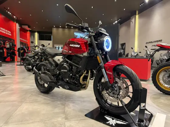 MOTO MORINI SEIEMMEZZO STREET MOTO MORINI SEIEMMEZZO STREET