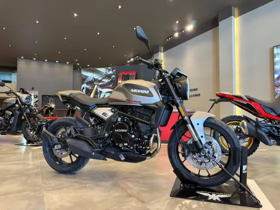 MOTO MORINI SEIEMMEZZO STREET MOTO MORINI SEIEMMEZZO STREET