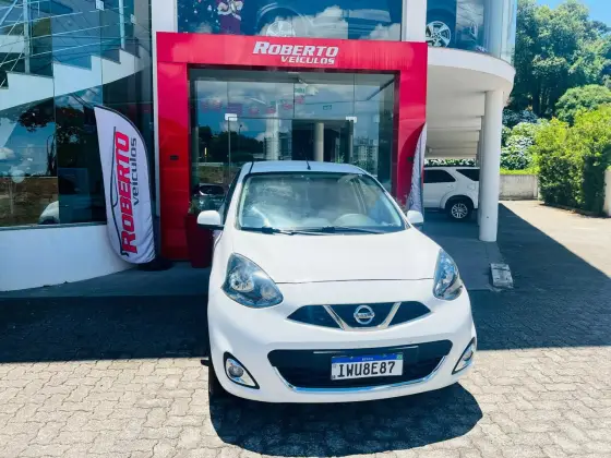 NISSAN MARCH 1.6 SL 16V FLEX 4P MANUAL