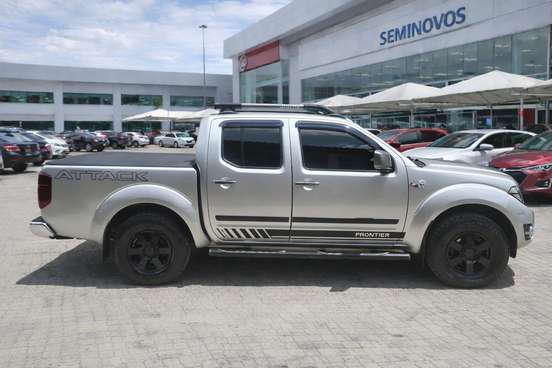 NISSAN-FRONTIER-2.5 SV ATTACK 4X4 CD TURBO ELETRONIC DIESEL 4P AUTOMÁTICO NISSAN-FRONTIER-2015