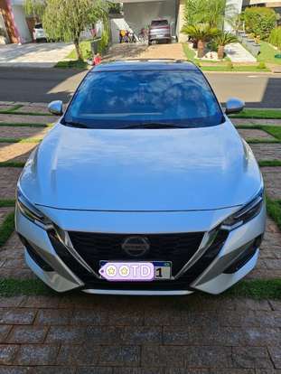 NISSAN-SENTRA-2023