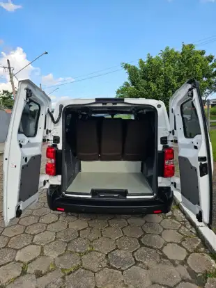 PEUGEOT-EXPERT-2024