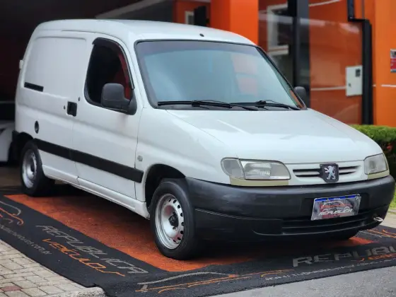 PEUGEOT PARTNER 1.6 16V FLEX 3P MANUAL