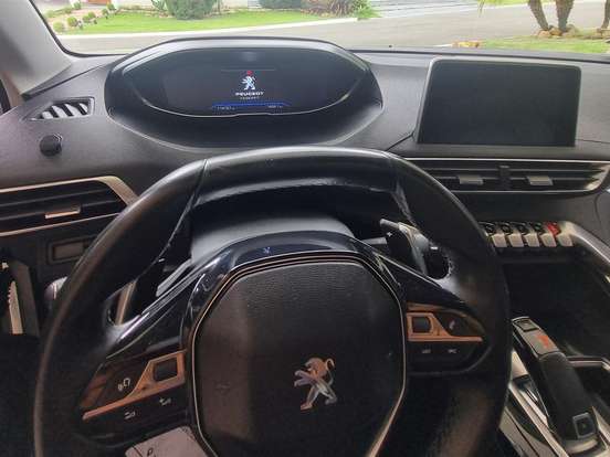 PEUGEOT-5008-1.6 GRIFFE PACK THP 16V GASOLINA 4P AUTOMÁTICO PEUGEOT-5008-2018