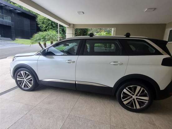 PEUGEOT-5008-1.6 GRIFFE PACK THP 16V GASOLINA 4P AUTOMÁTICO PEUGEOT-5008-2018