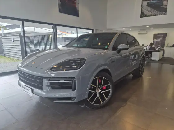 PORSCHE CAYENNE 3.0 V6 S E-HYBRID COUPÉ AWD TIPTRONIC S