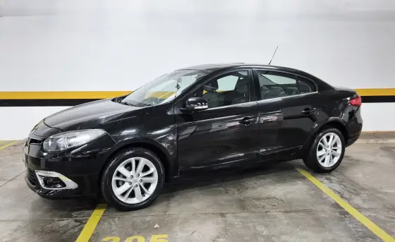 RENAULT FLUENCE 2.0 PRIVILÉGE 16V FLEX 4P AUTOMÁTICO